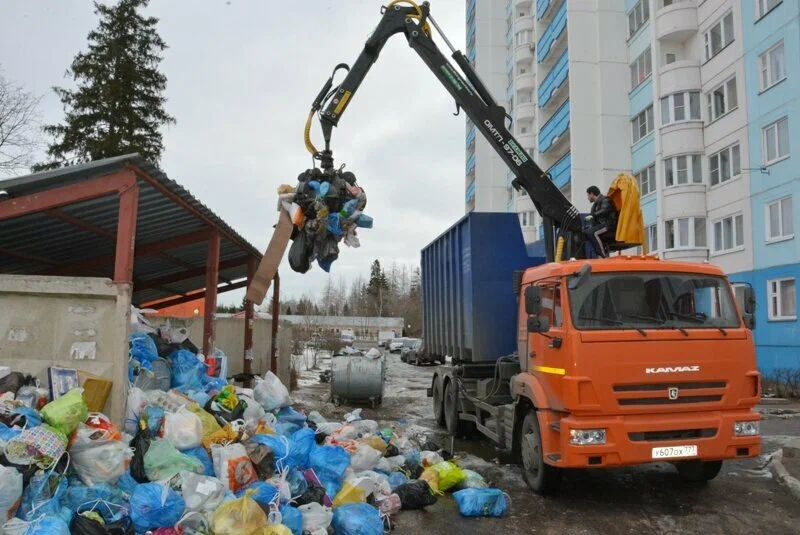 Вывоз бытового мусора в Дзержинском с погрузкой в октябре