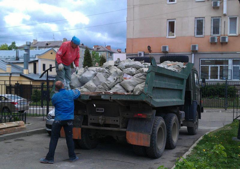 Вывоз мусора из новостройки в Дзержинском – ПроМусор, контейнеры, уборка и грузчики от 2149 руб